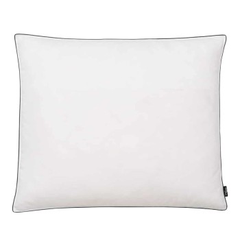 2 db fehér toll- és pehelypárna 70 x 60 cm