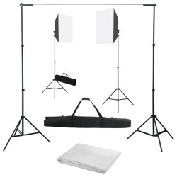 Fotóstúdió-felszerelés softbox lámpákkal és háttérrel
