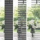 Zsaluzia állítható ezüst szürke 213 x 50 cm pvc