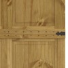 Istállóajtó corona mézes barna 90 x 210 cm tömör fenyőfa