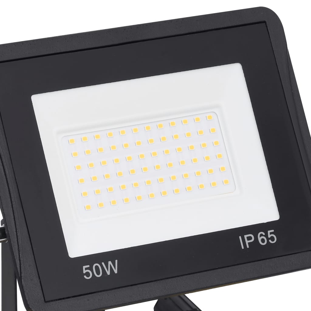 Meleg fehér fényű fogantyúval ellátott led-es reflektor 2x50 w