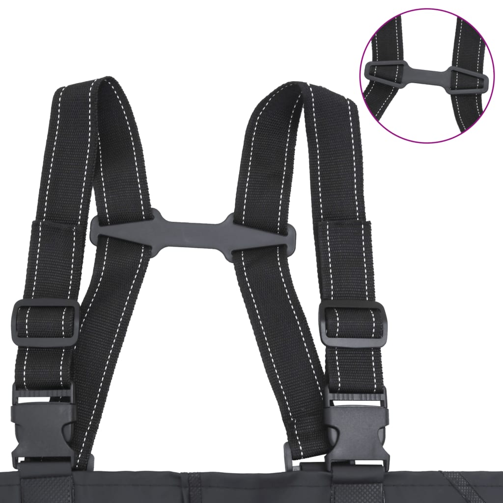 Fekete mellkasig érő gázlóruha csizmával és övvel 44-es