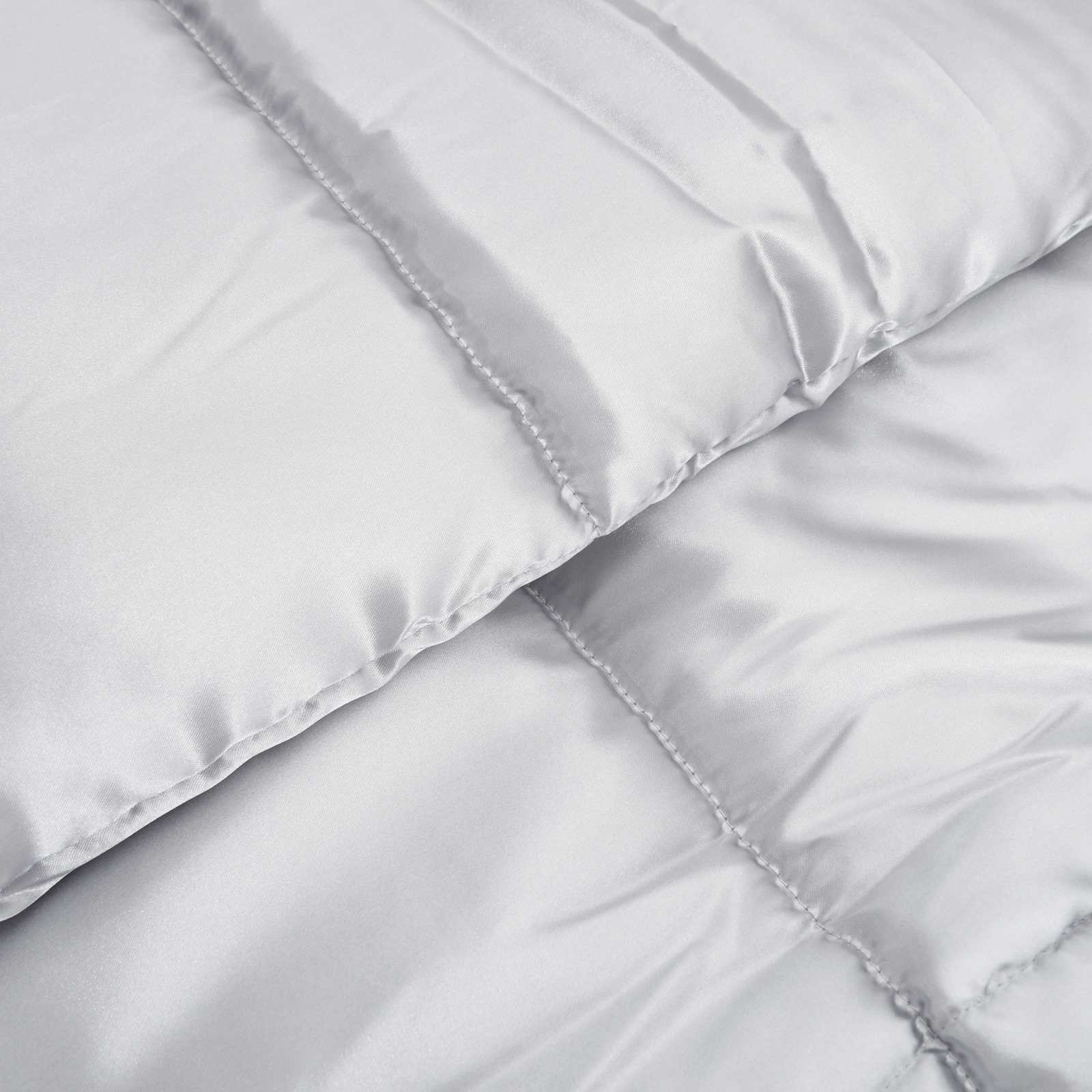 Téli takaró ezüst 240 x 260 cm satin és mikroszálas