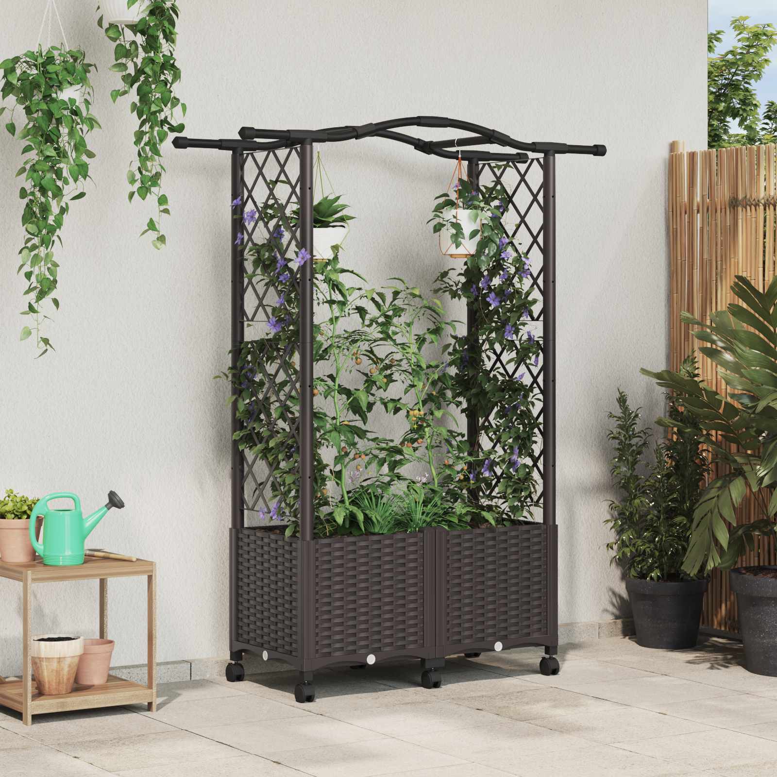 Magasított ágy trellis-szel és tetővel barna 125 x 40 x 144 cm